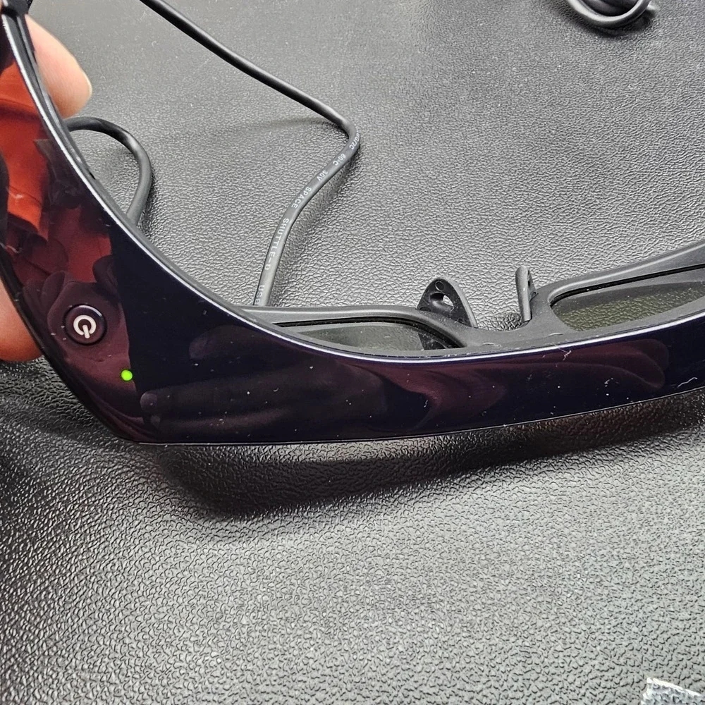 2 SONY 3D Glasses Black HU099FS w Dust Jacket Drawstring Cases DVD Not Included